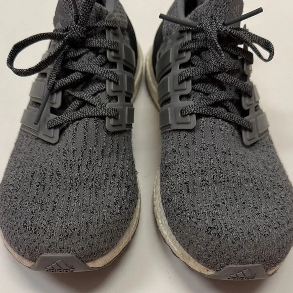 Men's Adidas Ultraboost, Charcoal Gray - Picture 4 of 10